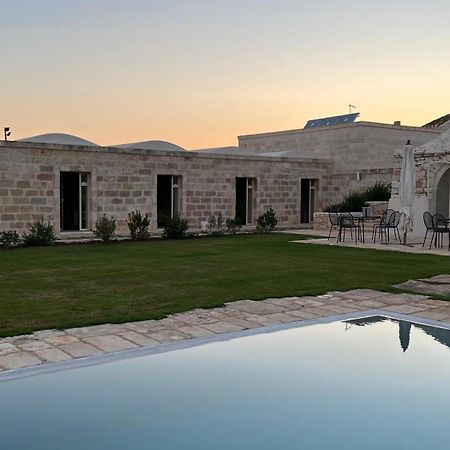 Masseria Castelluzzo Челие Месапика Екстериор снимка