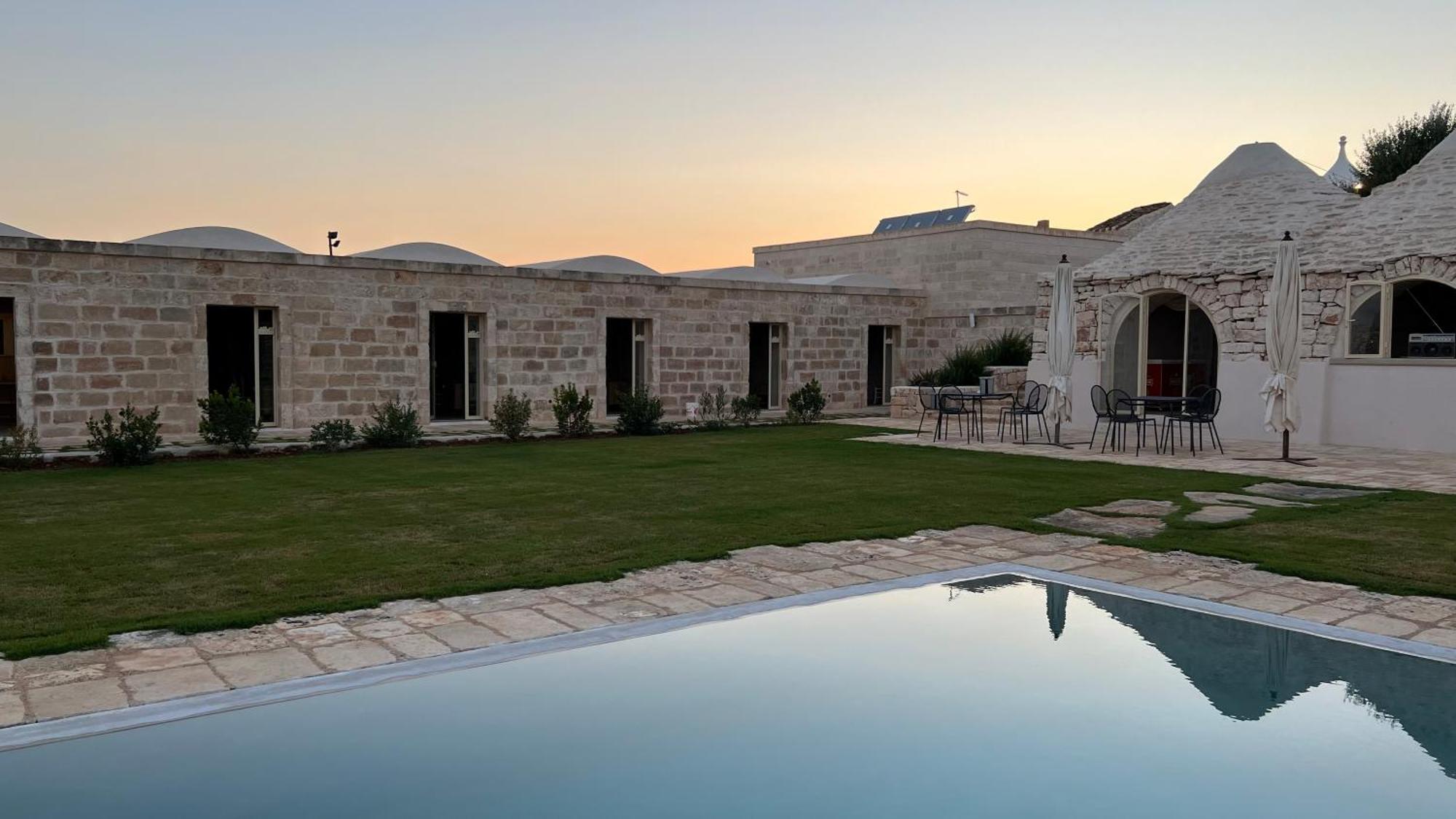 Masseria Castelluzzo Челие Месапика Екстериор снимка