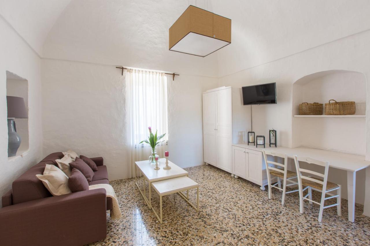 Masseria Castelluzzo Челие Месапика Екстериор снимка