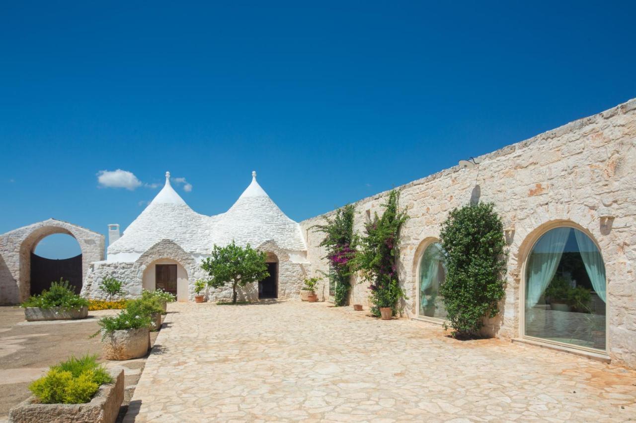 Masseria Castelluzzo Челие Месапика Екстериор снимка