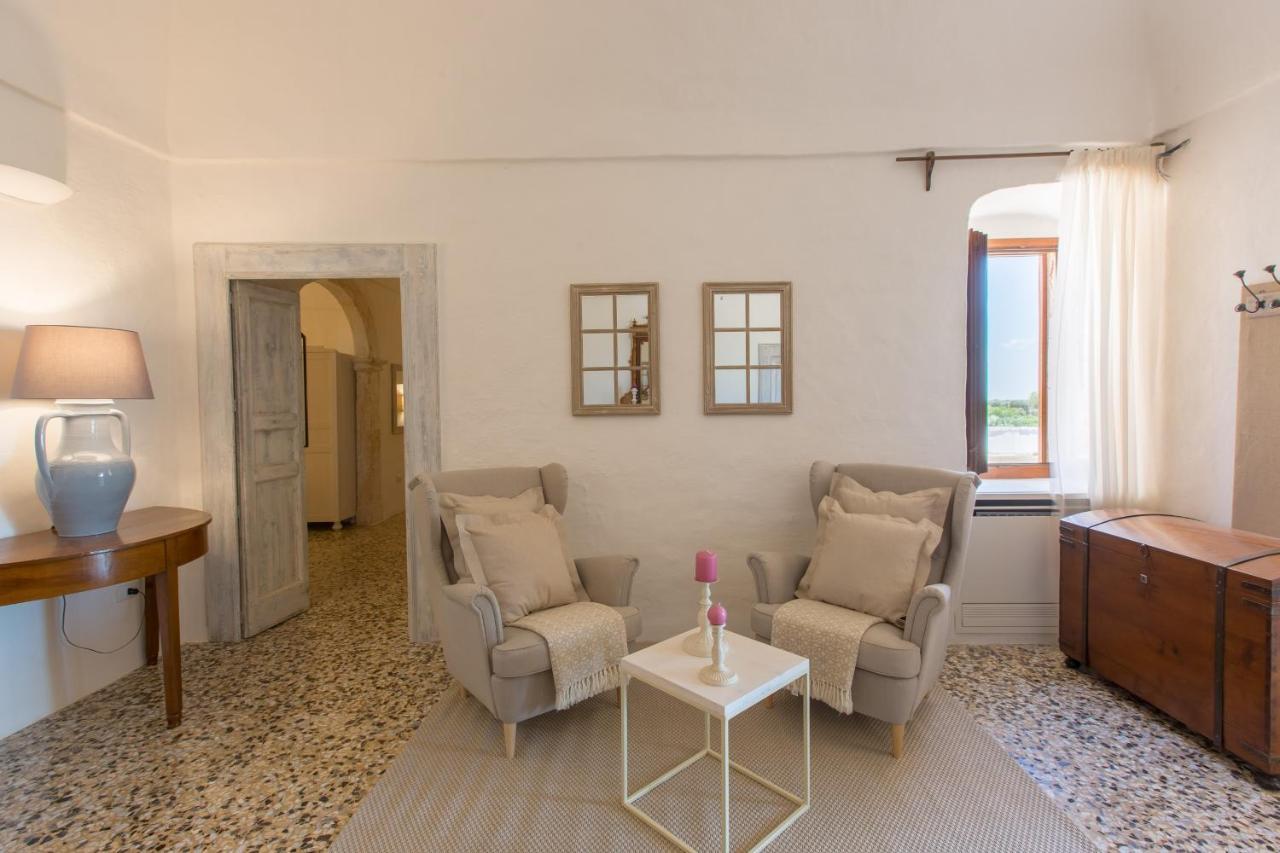 Masseria Castelluzzo Челие Месапика Екстериор снимка