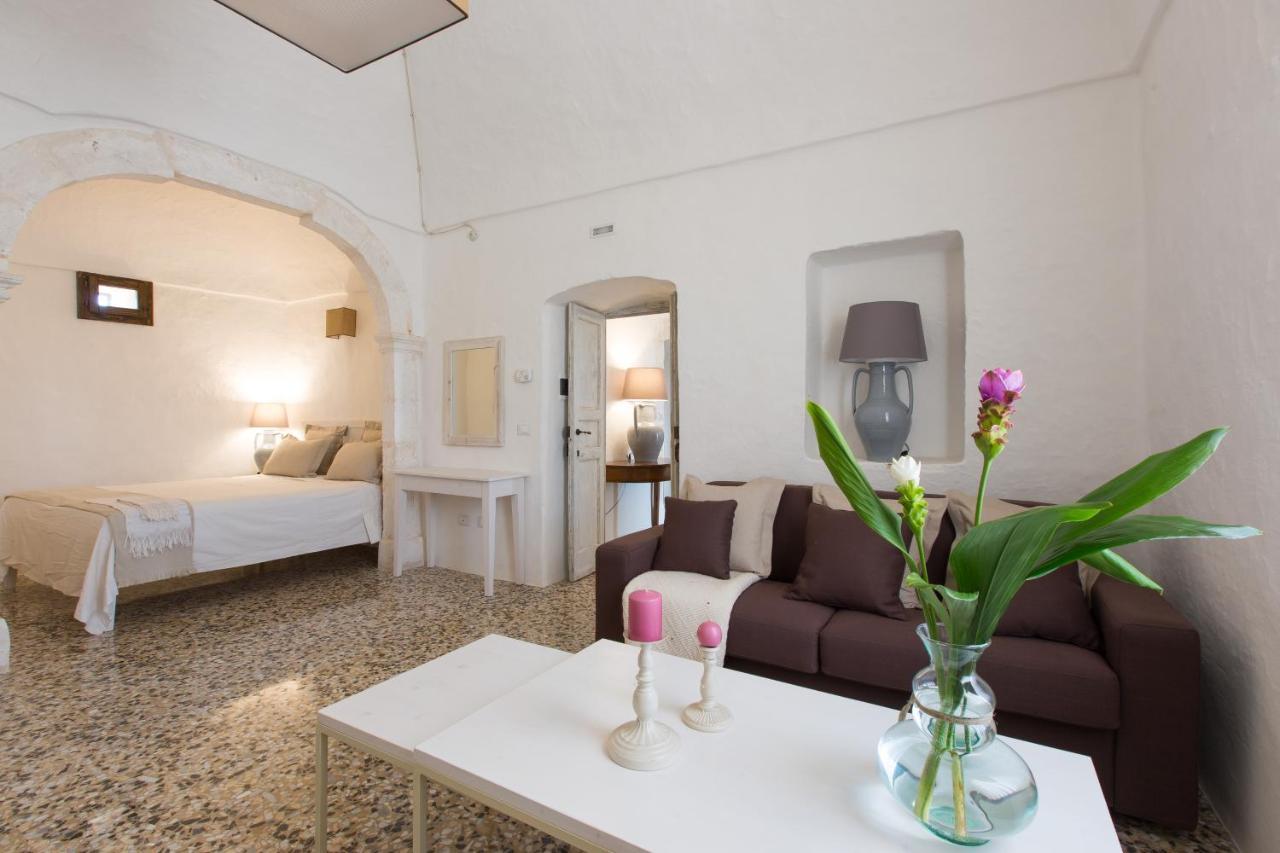 Masseria Castelluzzo Челие Месапика Екстериор снимка