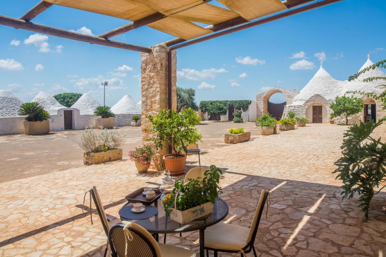 Masseria Castelluzzo Челие Месапика Екстериор снимка