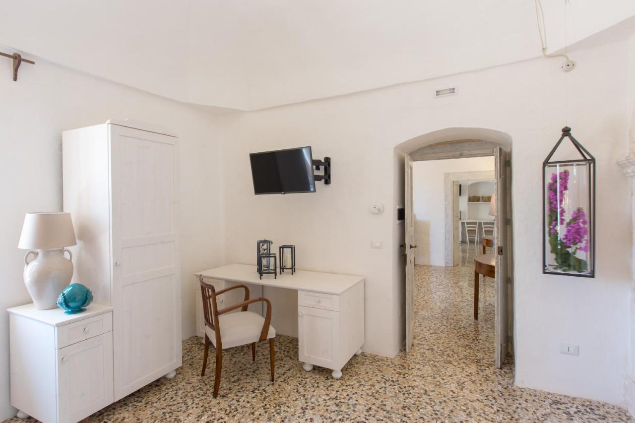 Masseria Castelluzzo Челие Месапика Екстериор снимка